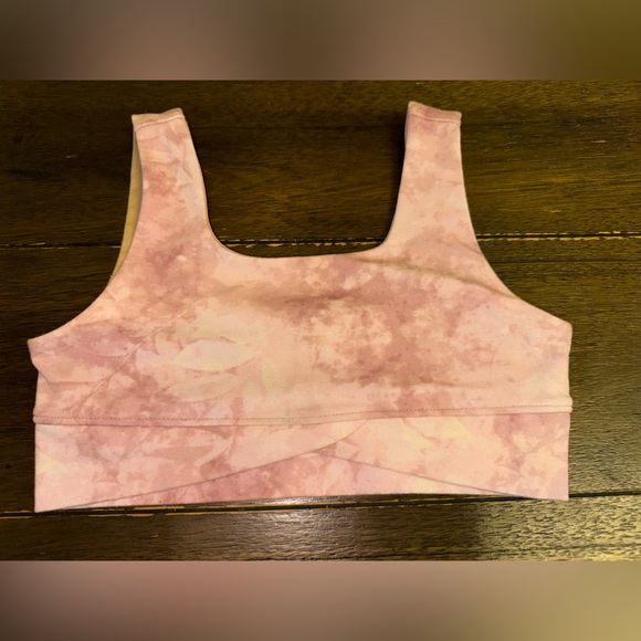 OLD NAVY Girls Athletic Active Power Chill Top size 6-7 - Picture 2 of 6